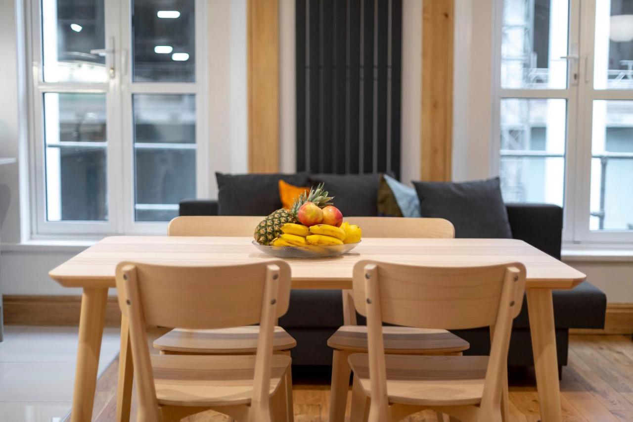 Brand New 1bed - Zone 1 - 4 Stations Nearby * Londra